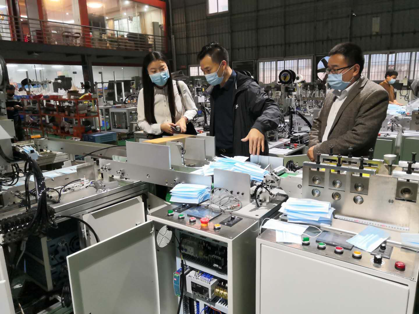 中德佛山機器人學院來訪捷瞬沖壓機器人
